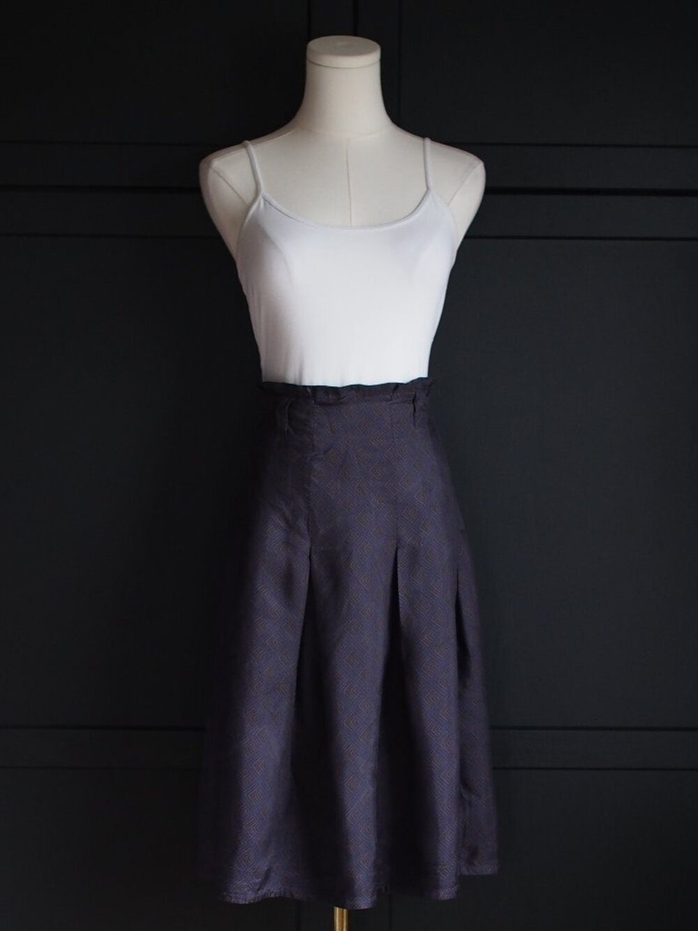 Banana Republic | Silk Vintage Pleated A-Line Knee-Length Skirt